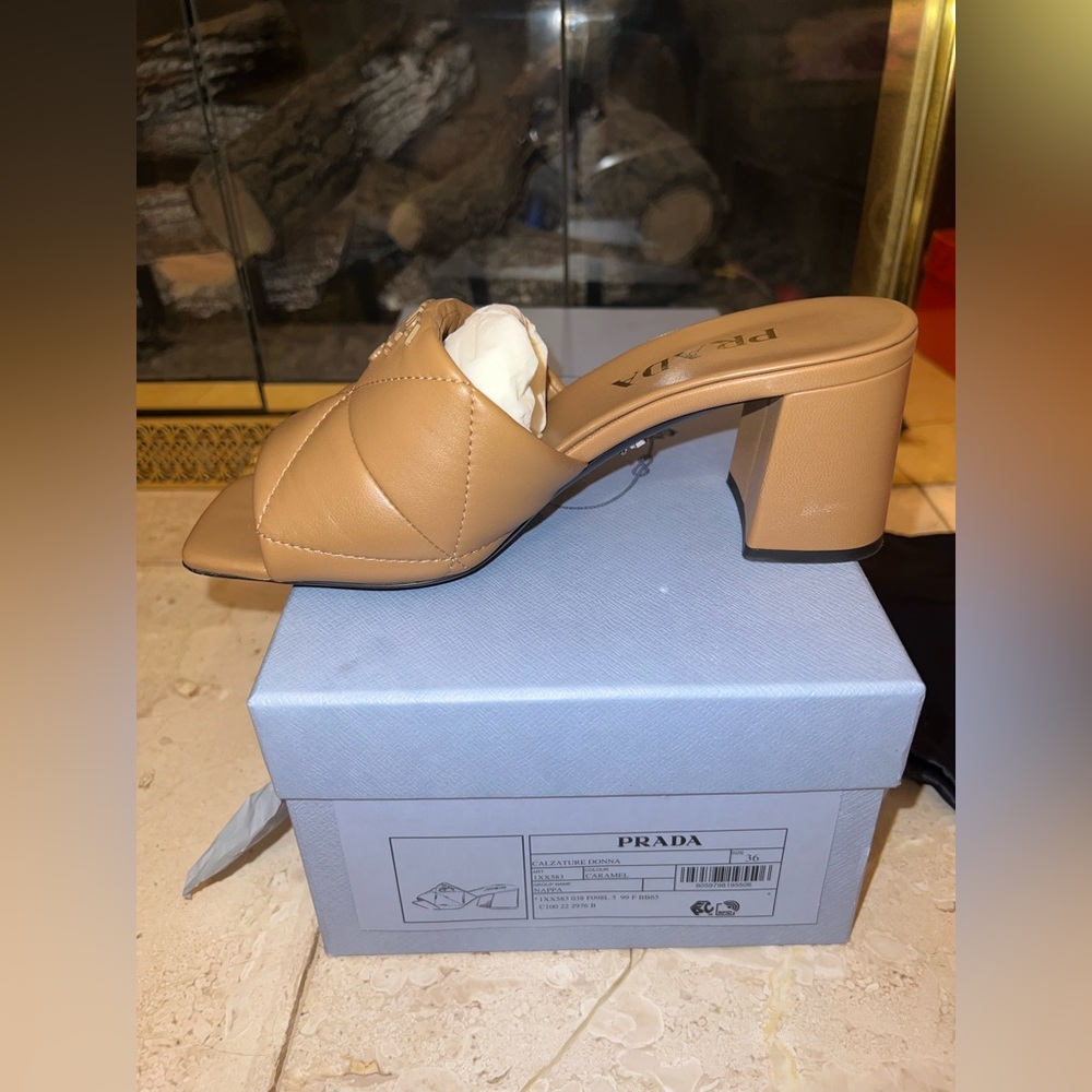 Quilted Nappa Leather Heeled Sandals Size 6 Color Caramel - Picture 4 of 8